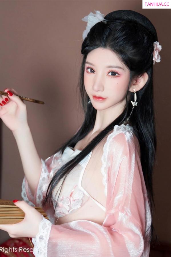 周于希dummy  [XiuRen]高清写真图 2023.08.18 No.7257 周于希Sally 古装美臀第12张图片
